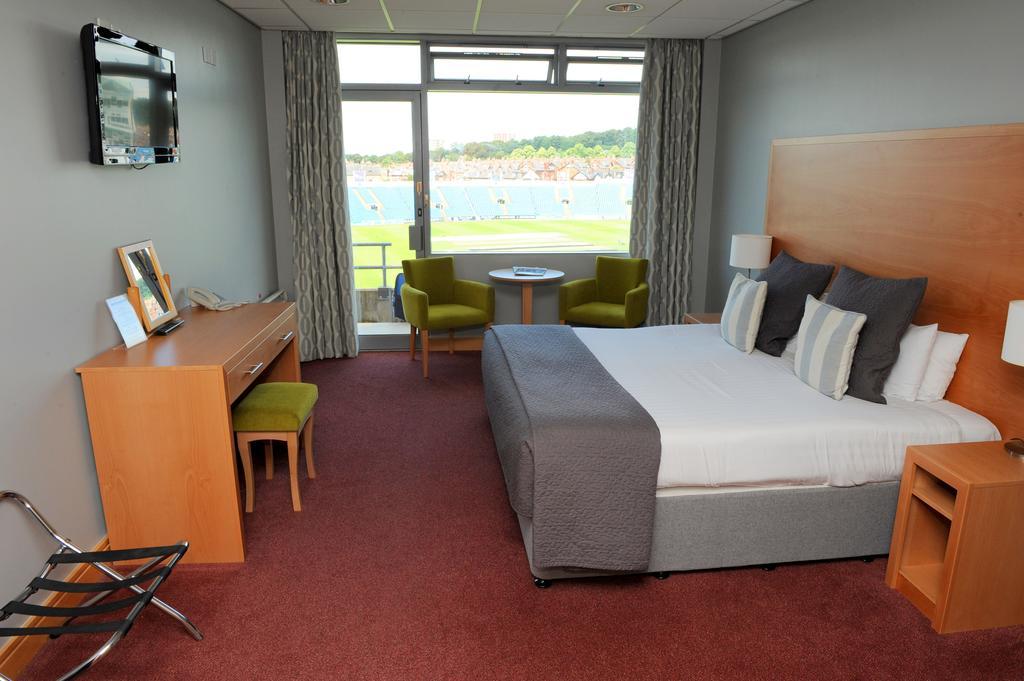 Headingley Lodge Leeds  Room photo